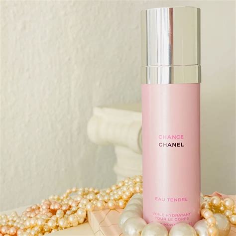 chanel eau tendre moisture mist.